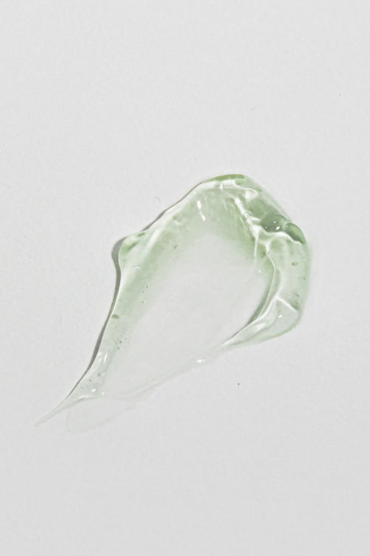 Limpiador refrescante gel a espuma con hoja de loto y Calm Green