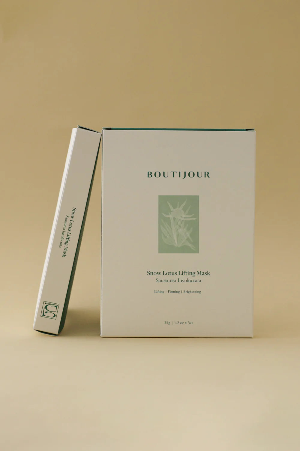 Apariencia energizante e iluminadora con mascarilla de loto de nieve