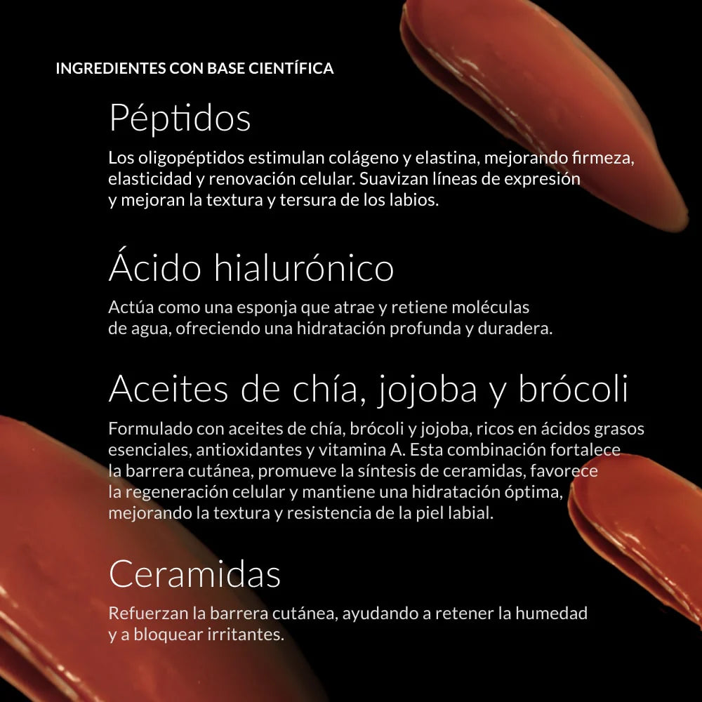 Labios visiblemente más hidratados y con volumen natural tras usar Chia Lip Therapy