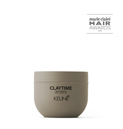 Resultado de peinado con acabado mate y volumen tras usar Claytime