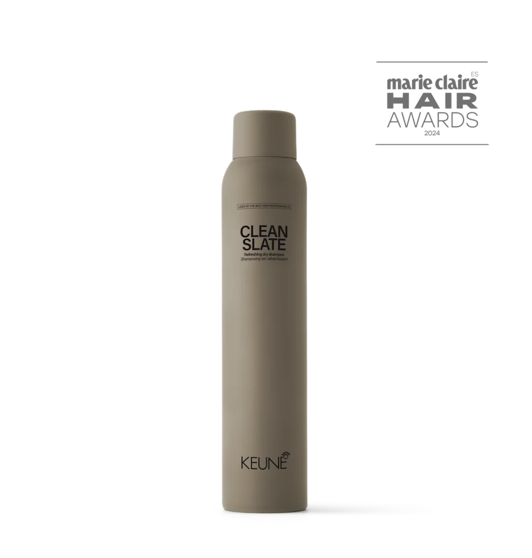 champú seco para conseguir sensación de limpieza y volumen en el cabello