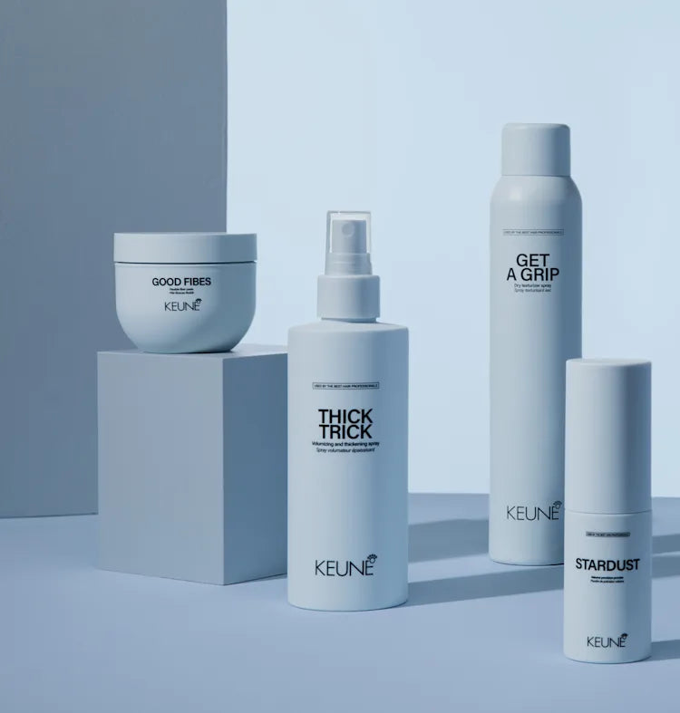 peinado con ondas desestructuradas gracias a spray texturizante seco