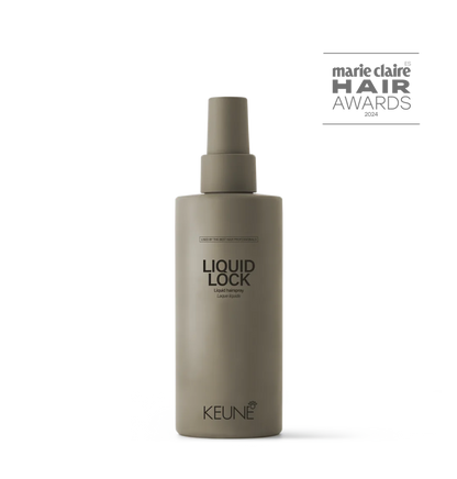 Cabellos  definidos y sin frizz tras usar Liquid Lock en spray líquido