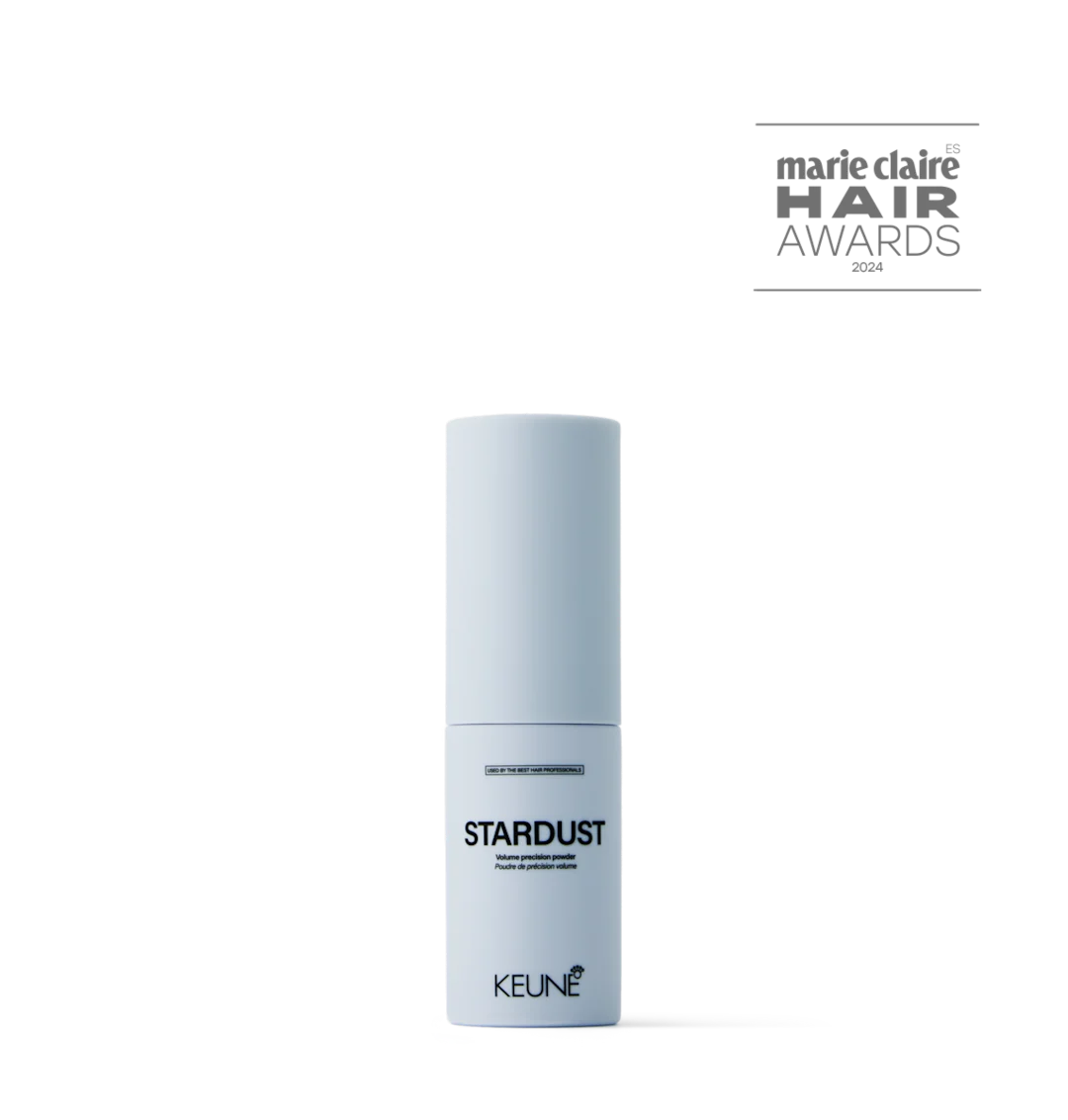 polvo voluminizador en raíces para conseguir volumen instantáneo y textura mate