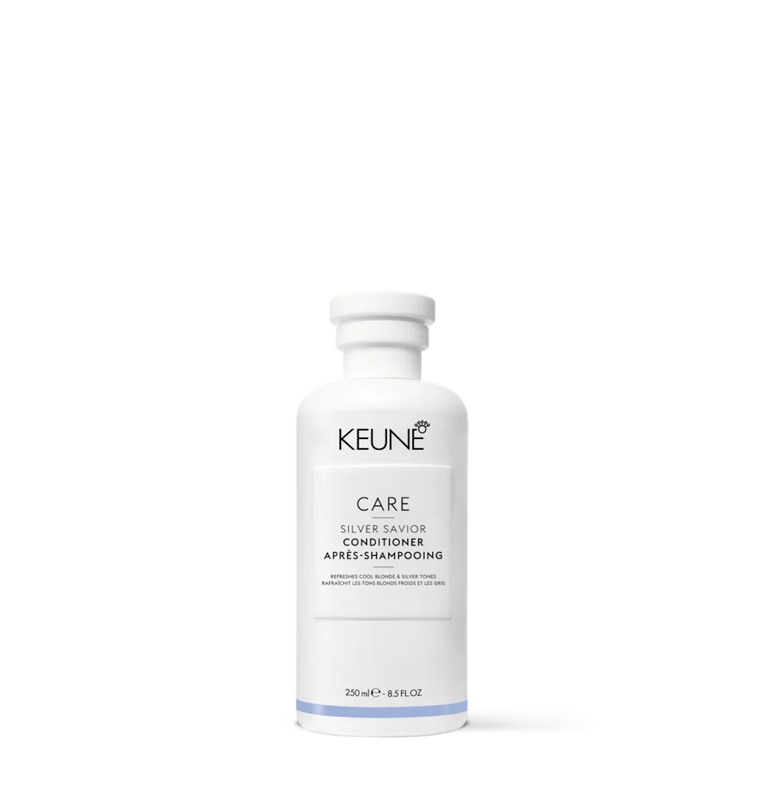 Cabello hidratado, brillante y sin reflejos amarillos con el acondicionador Silver Savior.