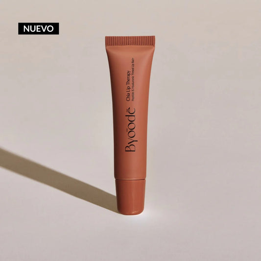 Bálsamo labial hidratante Chia Lip Therapy de Byoode para labios suaves y protegidos