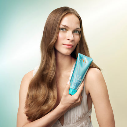 Protección del color y reparación capilar con mascarilla profesional Moroccanoil en Olashop